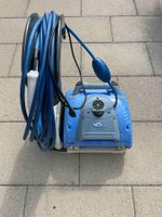 Poolroboter Dolphin Supreme M3 inklusive Caddy-Wagen