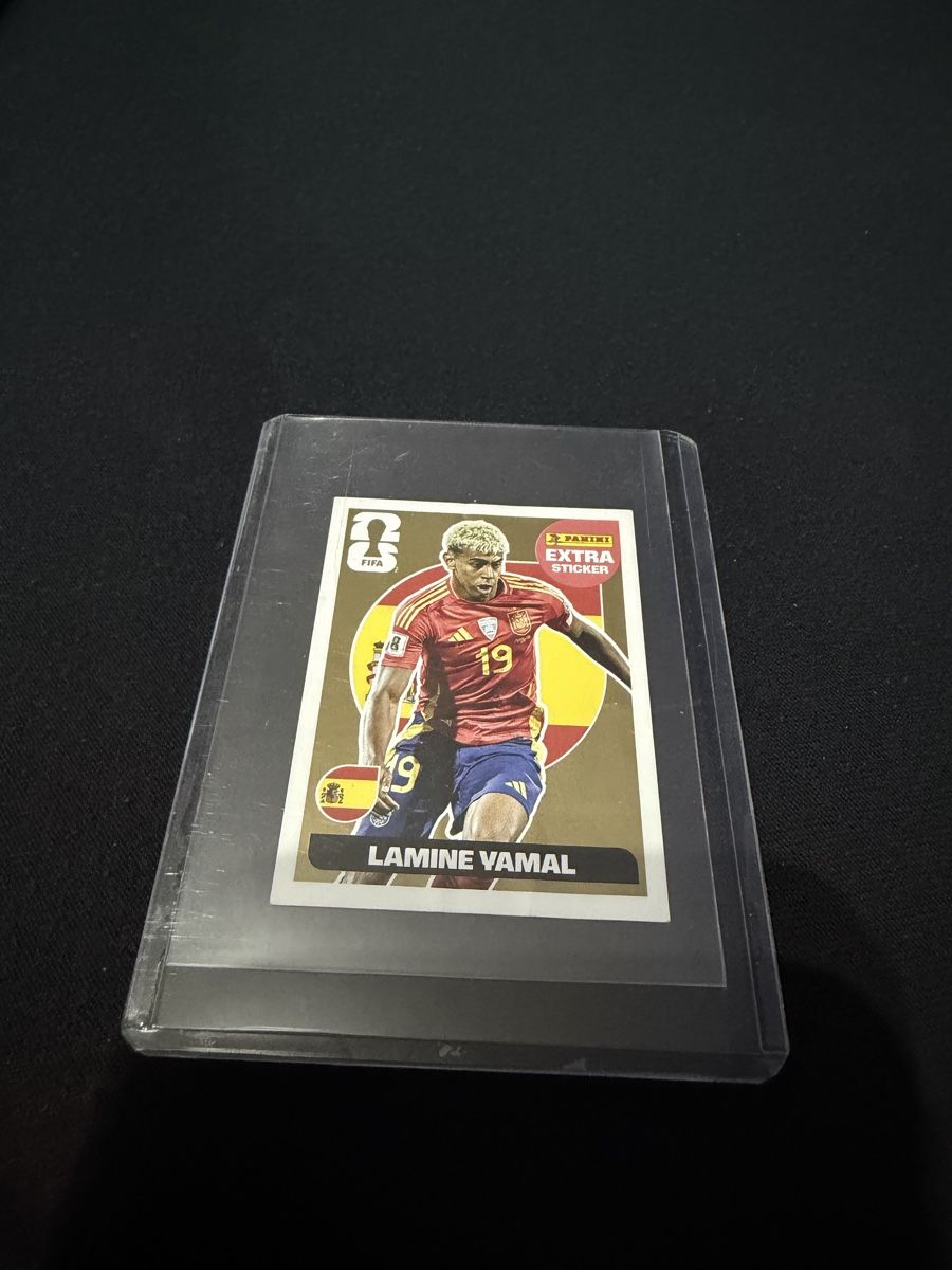 Panini Carte collezionabili: Extra Sticker Lamine Yamal Gold – Usato da Renens VD venduto da Eduardo27.