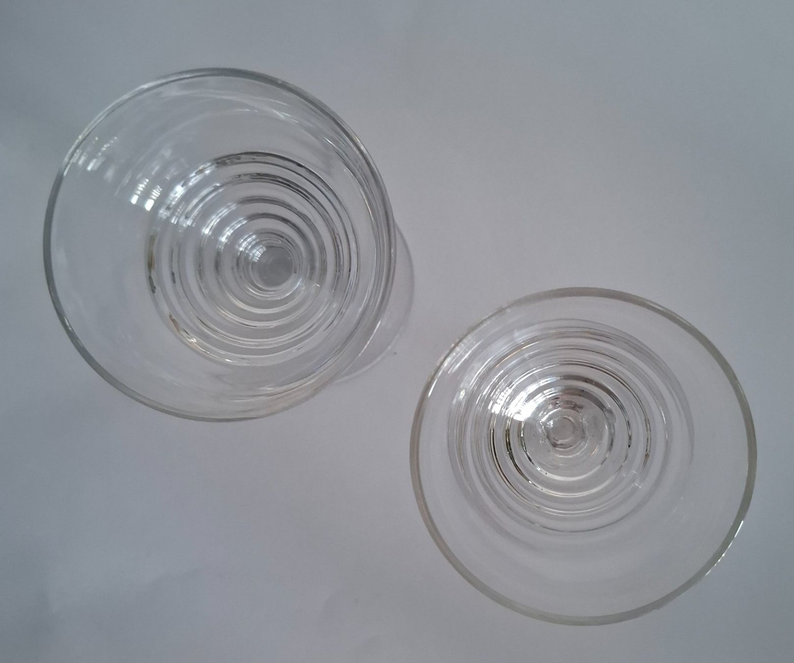 Gläser: 2 Schnapsgläser ca. 1920 – Gebraucht aus Rothrist von Clanx 1
