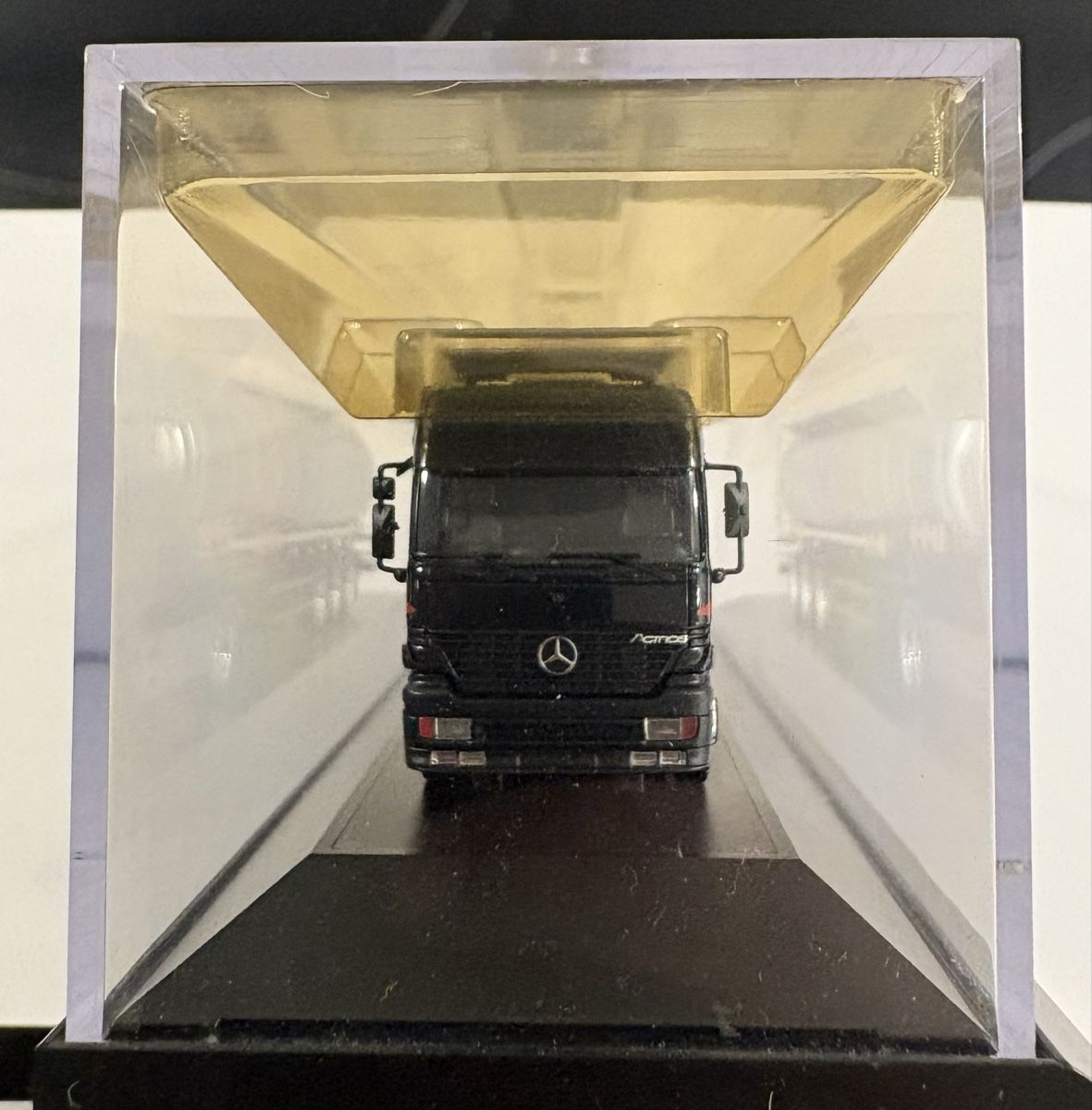 Modellbausätze & Standmodelle: Mercedesmodell Actros 1:87 – Neu (gemäss Beschreibung) aus 3203 Mühleberg von bea_myw6 2