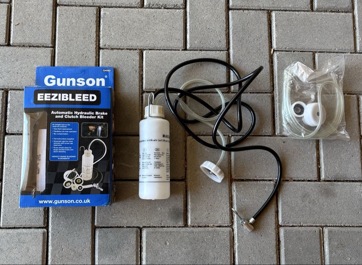 Tutti gli attrezzi: Kit de purge freins Gunson – Usato da Tramelan venduto da crevette72