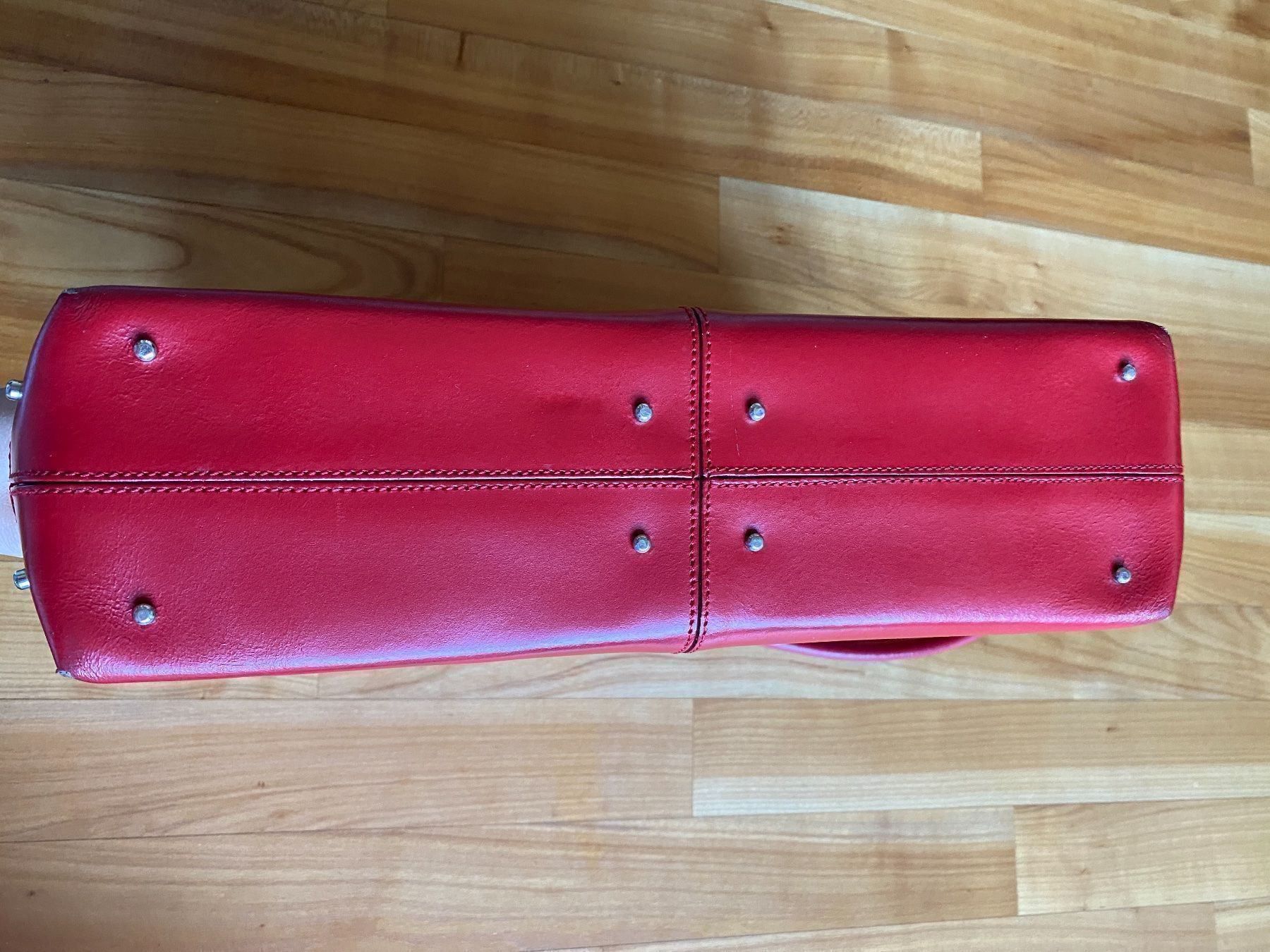 Taschen für Damen: Rote Leder Handtasche – Gebraucht aus Zug von tami12 3