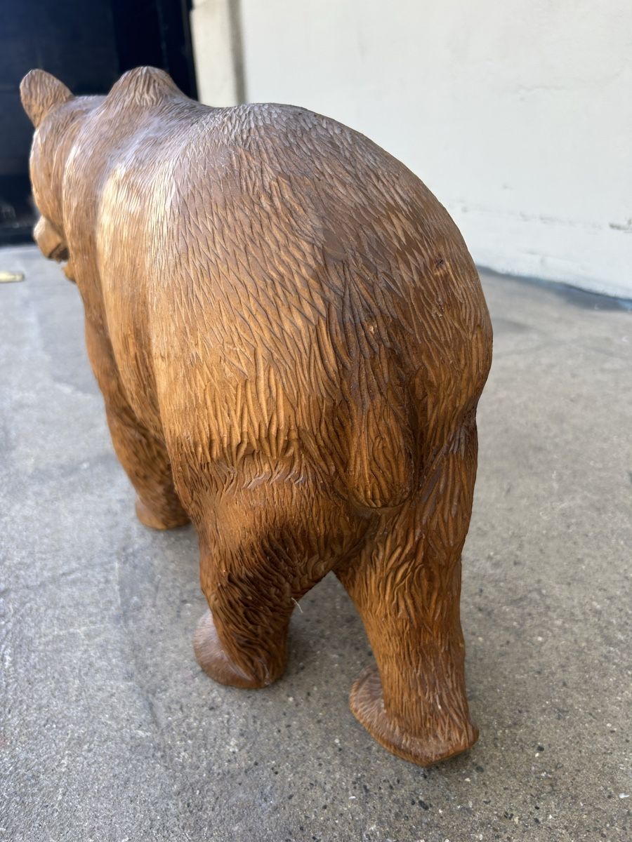 Statuette: Bär, Material unbekannt, Länge 60cm., Höhe 40cm. – Usato da Bern venduto da wal_qv9w 2