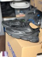Adidas Sneakers schwarz Grösse 40 2/3 neuwertig