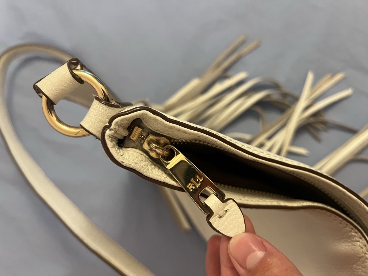 Ralph Lauren Borse: Ralph Lauren Leder-Umhängetasche mit Fransen – Usato da Zürich venduto da sop_xbd7 5