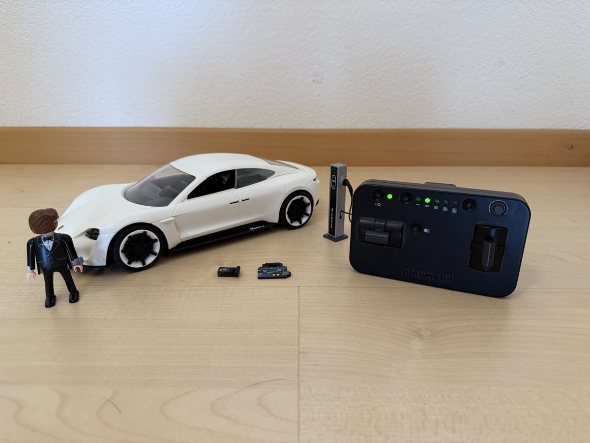 Playmobil Giocattoli: Playmobil Porsche Mission E – Usato da Kaiseraugst venduto da FlohmarktMassa