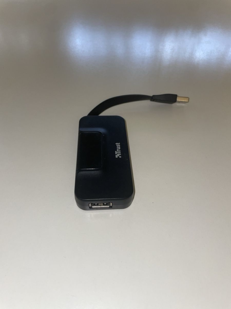 Hubs & Switches: USB-A connector  – D'occasion à Uvrier par SzymonClivaz 1