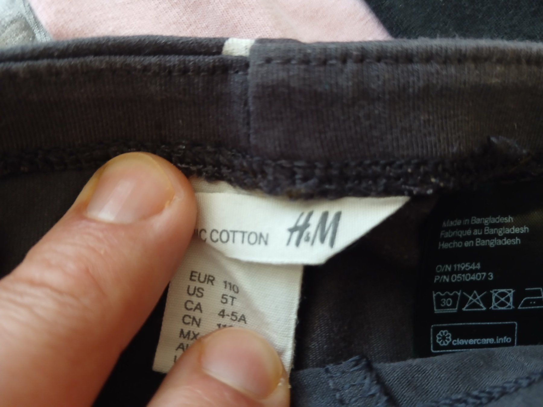 H&M Pantaloni: 5 Hosen Mädchen Gr.110 – Usato da St. Margrethen SG venduto da SamusAran 2