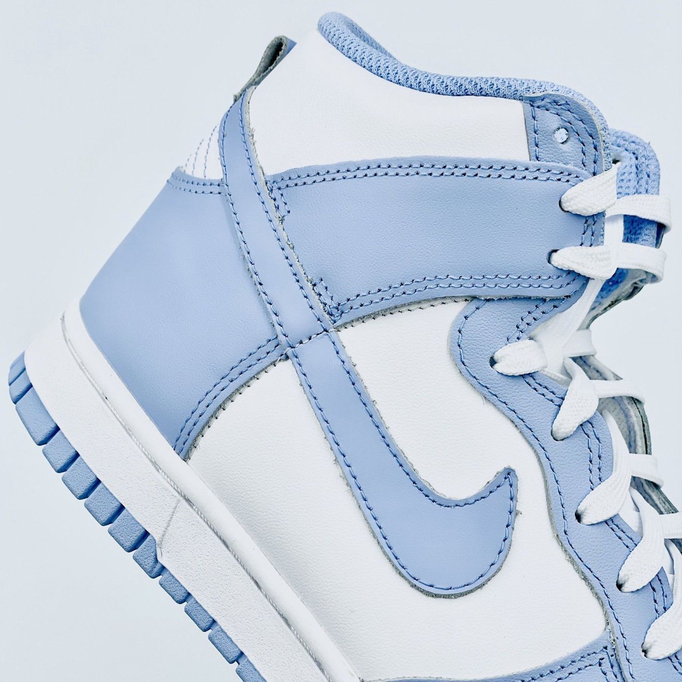 Nike Scarpe da donna: Nike Dunk High Aluminium / Hellblau EU 36.5 – Nuovo e nell'imballaggio originale da Erlinsbach venduto da sasneakers 5