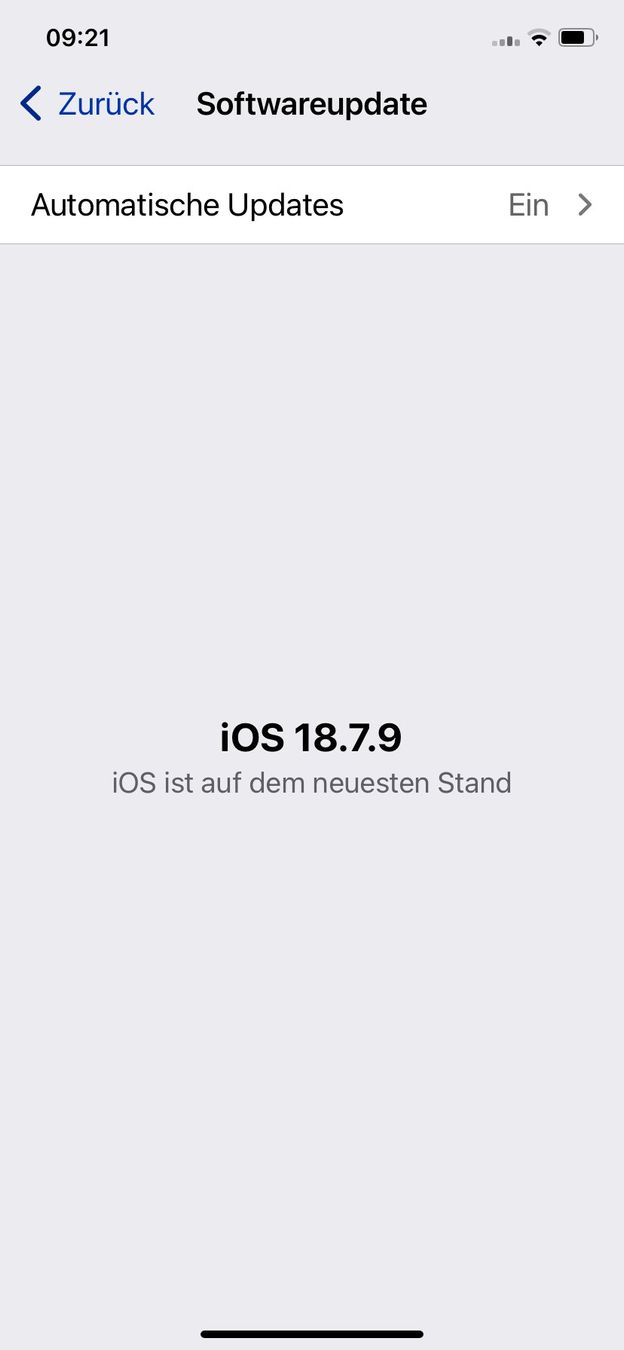 Apple Portables: Apple iPhone XR 64GB mit Hülle – D'occasion à St. Gallen par fabreto 3