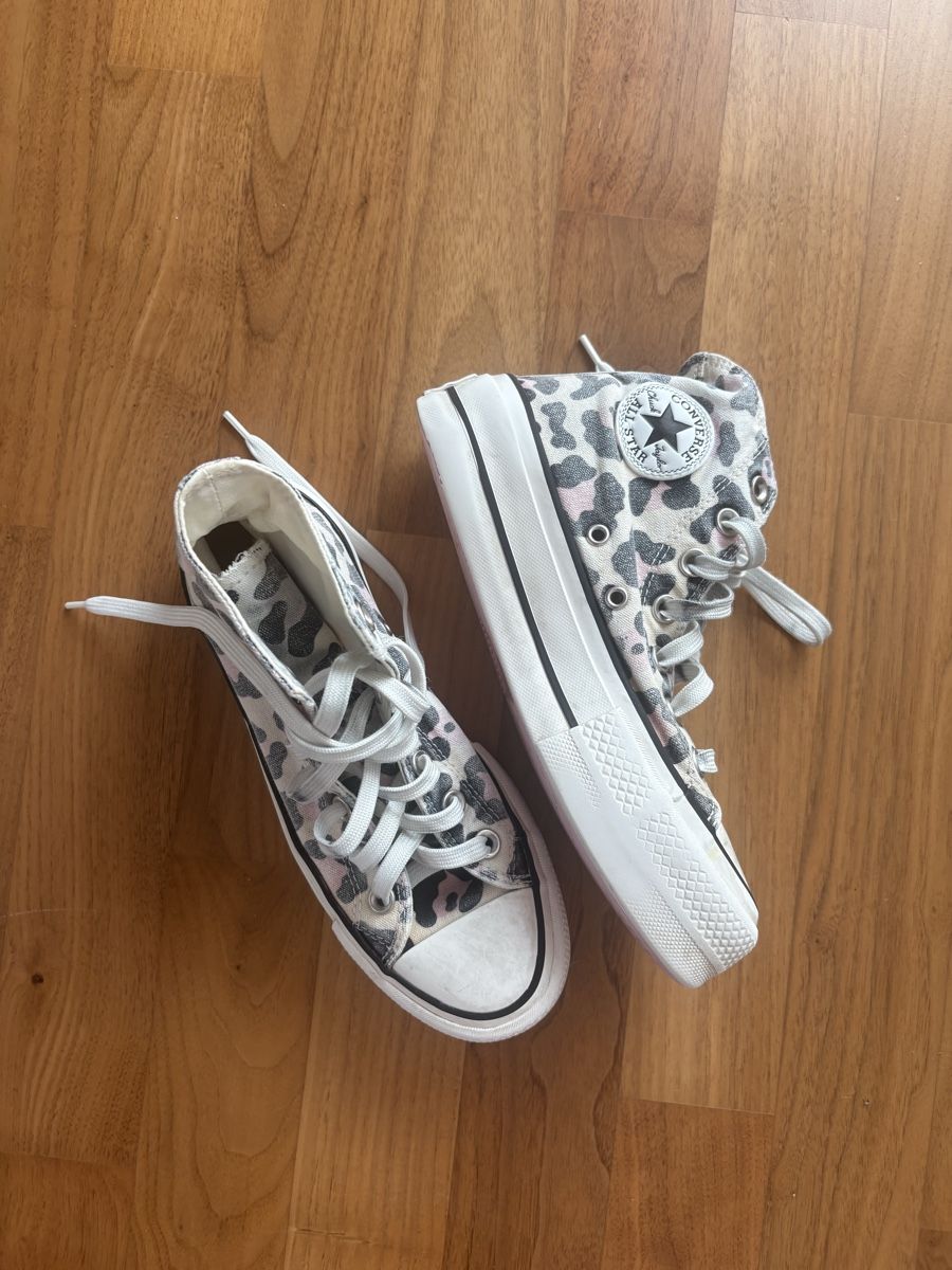 Converse Chaussures femmes: Converse Sneaker – D'occasion à Binz par sar_dh2f
