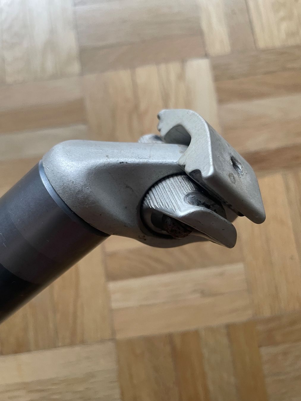 Avid Pezzi di ricambio: Sattelstütze - Tige de selle – Usato da Biel/Bienne venduto da Garum 1