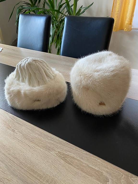 Hüte, Mützen & Caps: Cappelli Barts – Gebraucht aus Le Prese von alecortesi77