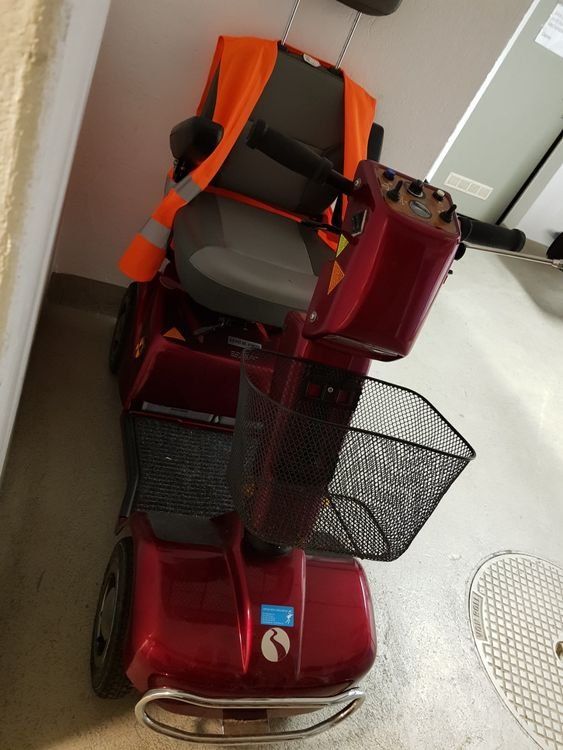 Elektromobile: Elektrischer Rollstuhl – Gebraucht aus Biel/Bienne von gabiname 7