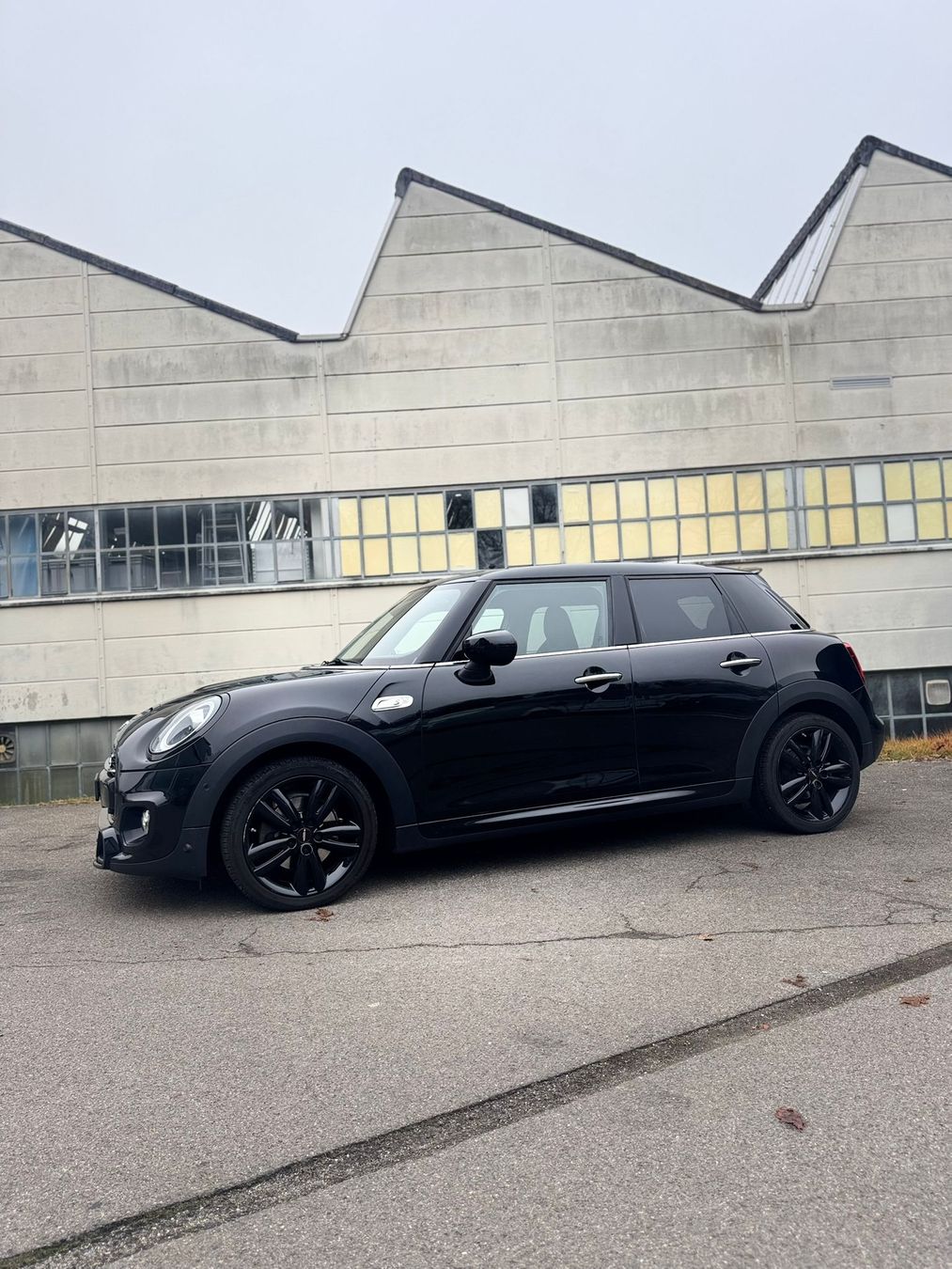 Mini Automobili: MINI Cooper S Steptronic DKG 5-Türer – Usato da Würenlos venduto da EryFehr 1