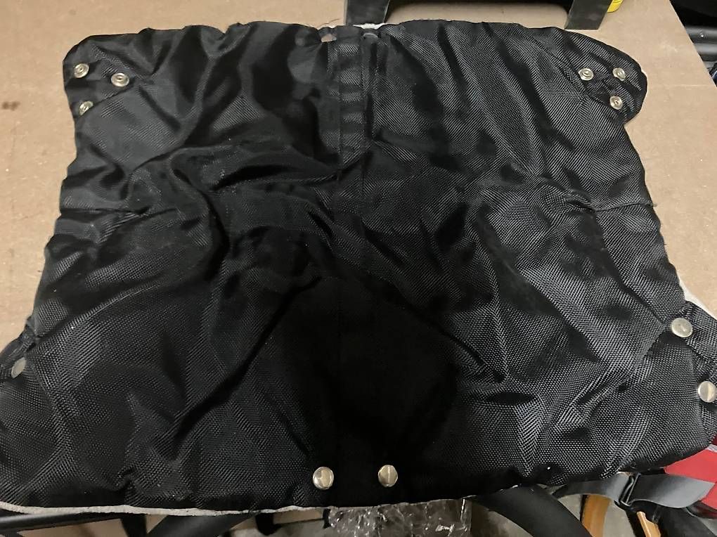 Kinderwagen: Kinderwagen Muff – Gebraucht aus Arbon von sta_y6wk 1