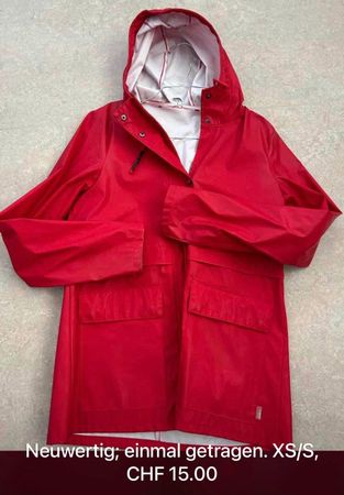 Regenjacke rot Grösse XS/S neuwertig