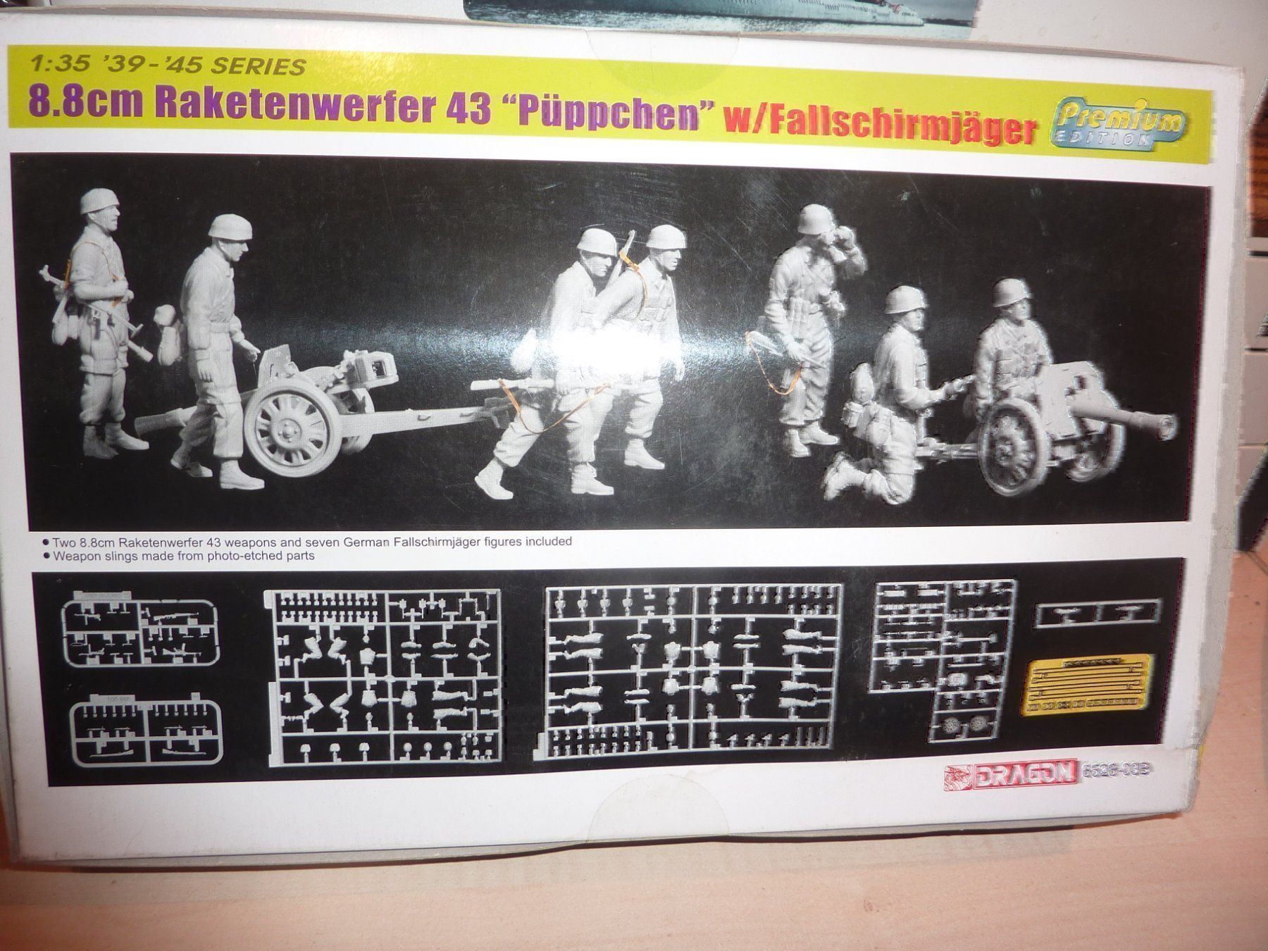 Kits de montage: GERMAN – Neuf avec emballage d'origine à Balsthal par bouteliee 1