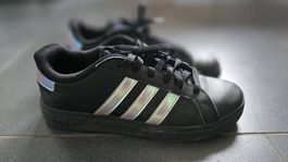 Schöne Adidas Schuhe