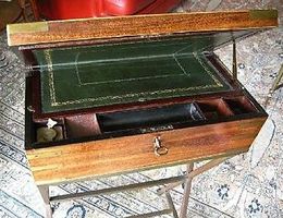 ECRITOIRE époque 19e, magnifique état, bas prix