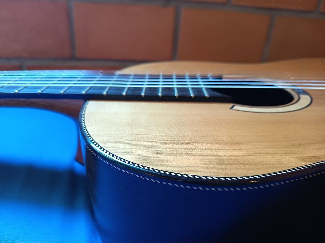 Musikinstrumente: Rauch Meistergitarre – Gebraucht aus Adligenswil von Popocatebtl