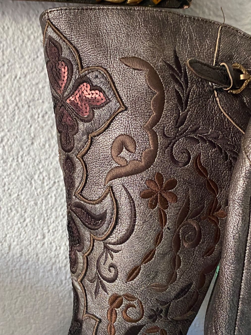 Damenschuhe: Wunderschöne Leder Stiefel mit Stickereien – Gebraucht aus Bern von Ninitto 1