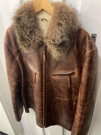 Winterjacke Leder aussen und Fell ihnen/NEU
