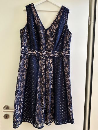 Wunderschönes Cocktailkleid