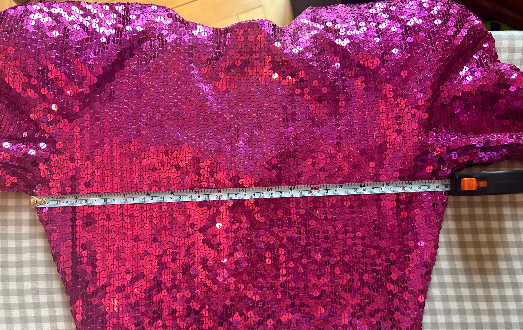 Kleider: Pear Starlink Magenta Sequin Mini Dress, Size Medium – Gebraucht aus Zürich von Mistral61 8