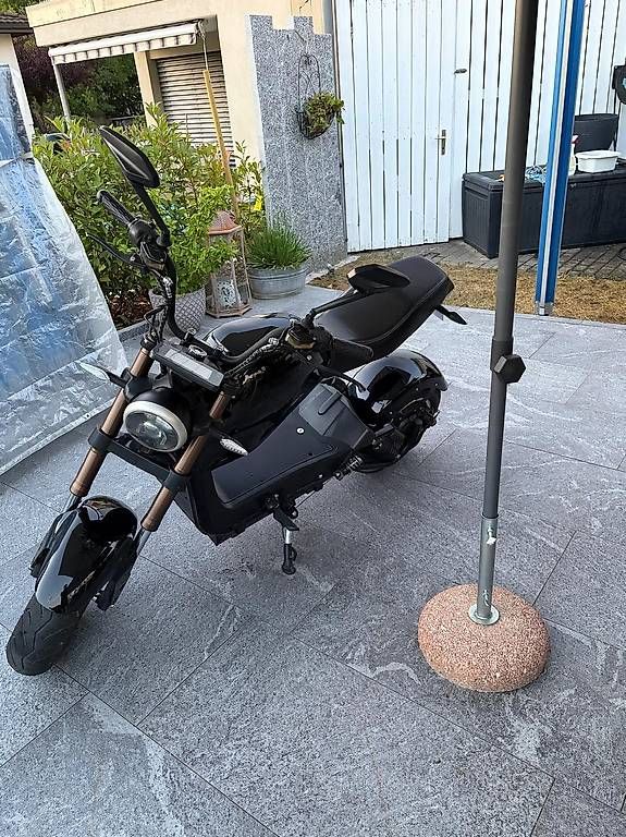 Scooters: City Max RR Schwarz – D'occasion à Dottikon par jolly08 1