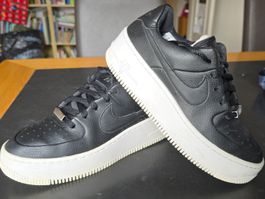 NIKE AIR FORCE gr 36.5