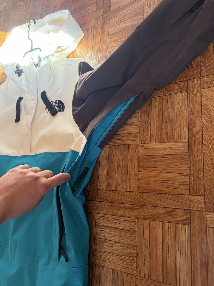 North Face Vestes: The North Face Jacke – Neuf (Voir description) à Klosters Dorf par mis_y95d 4