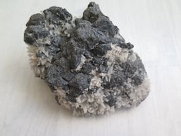 Quarz Bleiglanz mit Seligmannit Stufe ca. 1055 gr.