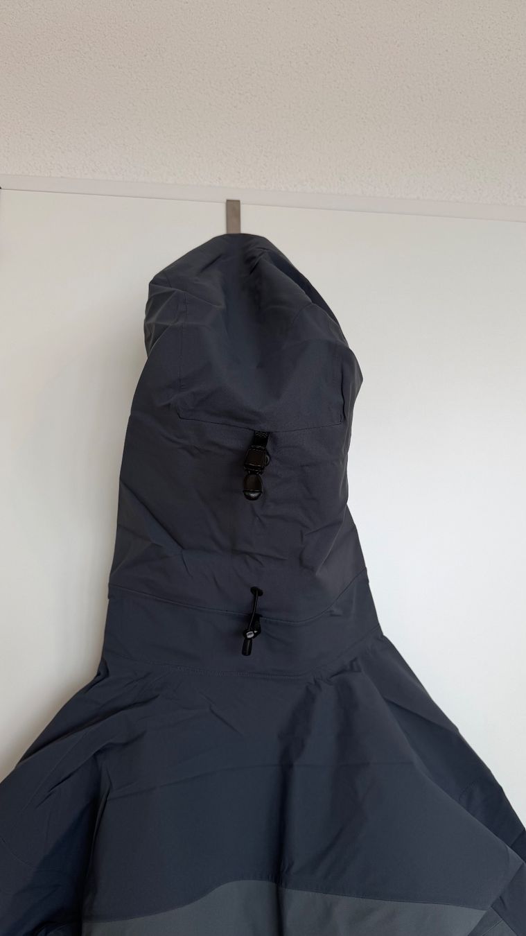 Arcteryx Giacche: Arcteryx Beta AR Jacke Grösse L – Nuovo e nell'imballaggio originale da Waldkirch venduto da SuisseArchiveShop 6