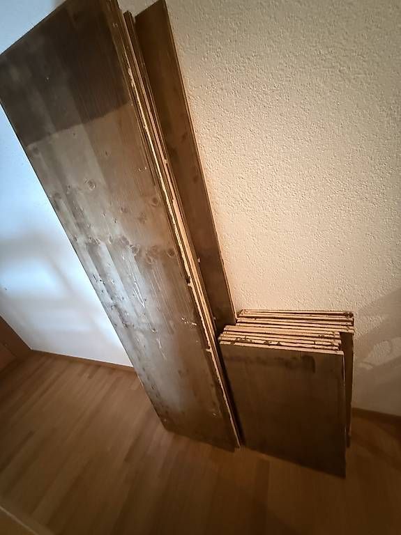 Plateaux: Holzplaten – D'occasion à Scharans par pandezu