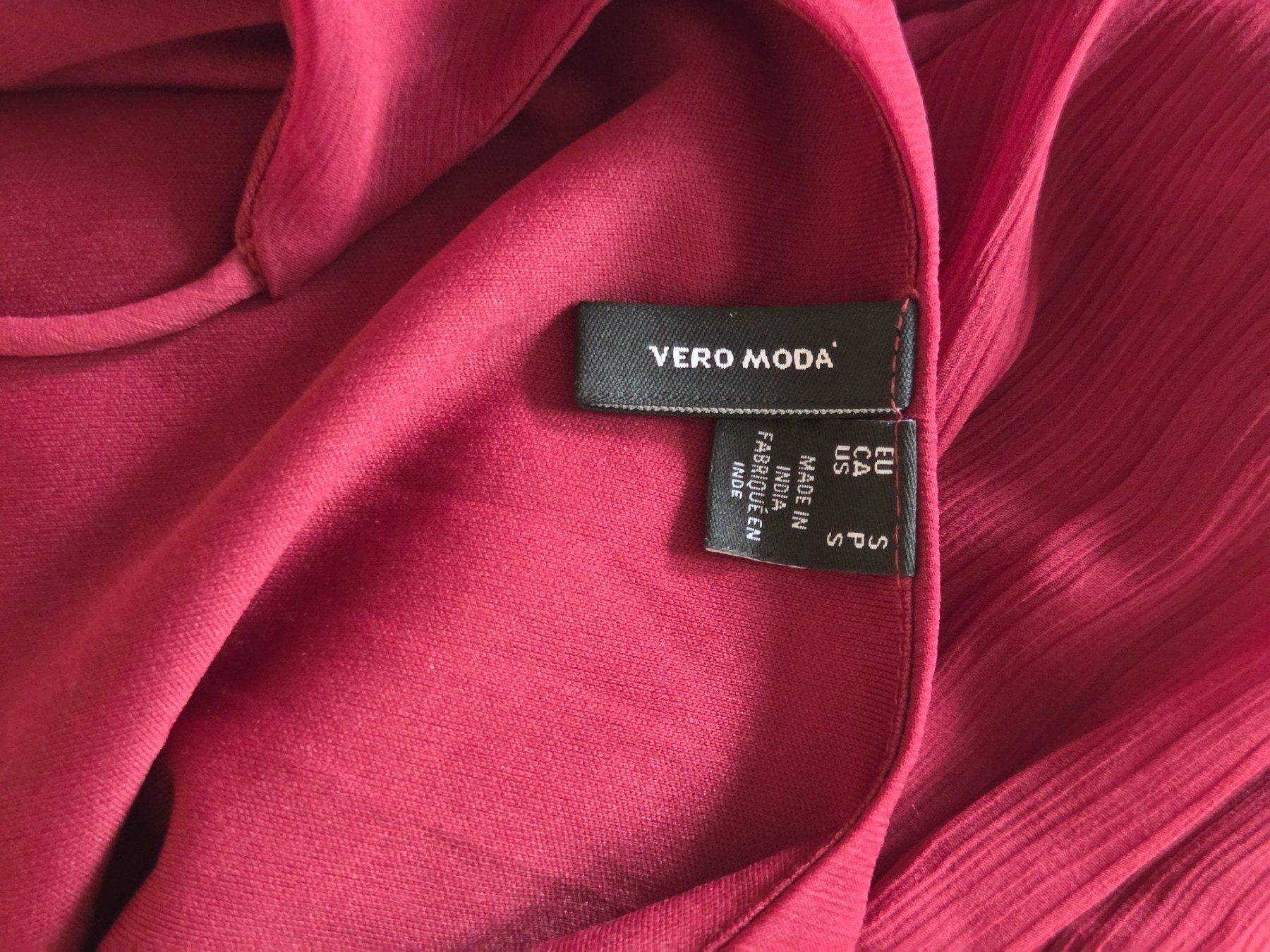 Vero Moda Vestiti: Maxikleid VeroModa – Nuovo (secondo la descrizione) da Wängi venduto da Bibo4. 8