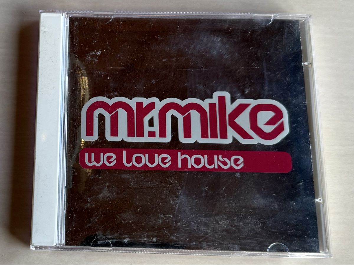 CD: Mr. Mike - We Love House CD 2005 – Usato da Oberried Brienz venduto da Chyara