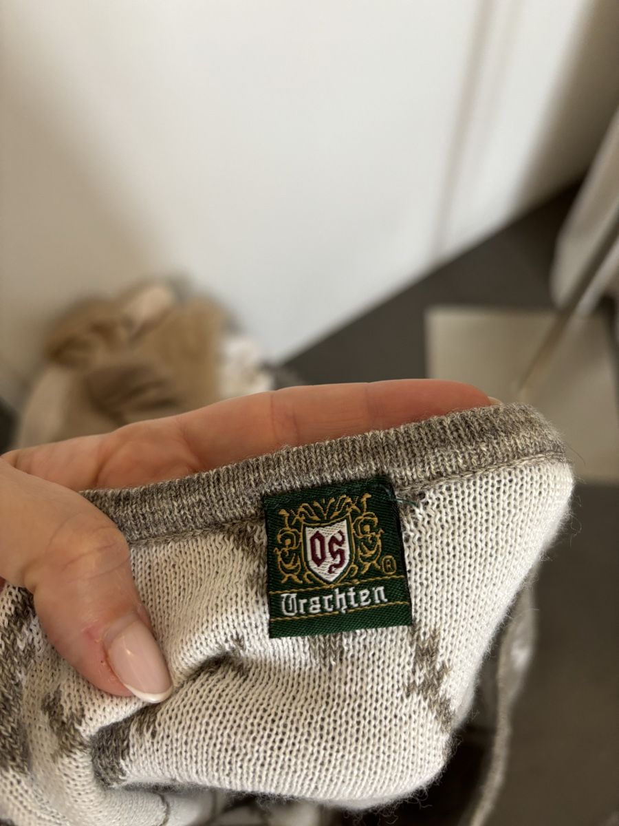 Jacken: Trachtenstrickjacke Urschten Gr. 44 Hirschmuster – Neu (gemäss Beschreibung) aus Bäretswil von Viechel 3