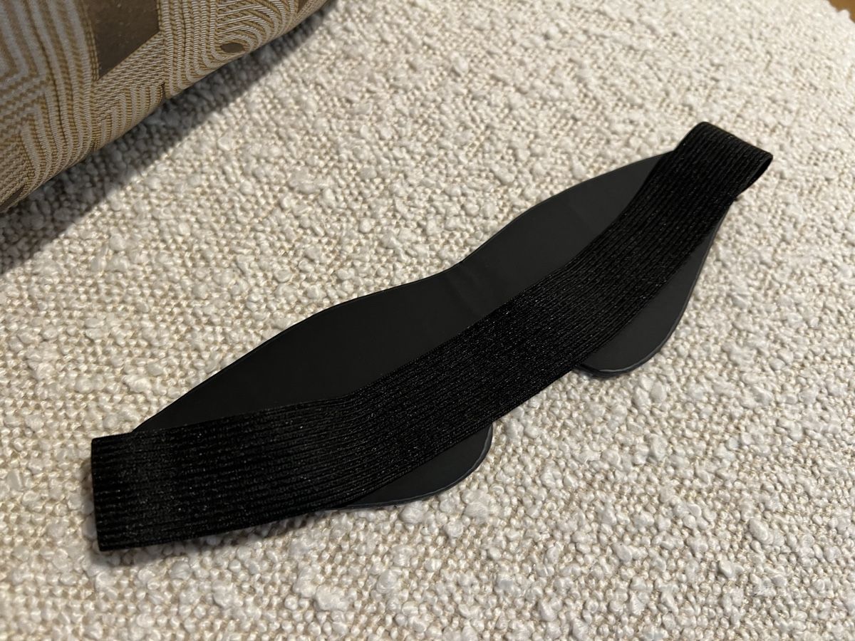 Altra biancheria intima: Augenbinde schwarz aus Kunstleder – Nuovo (secondo la descrizione) da Altendorf venduto da wqv_97 1