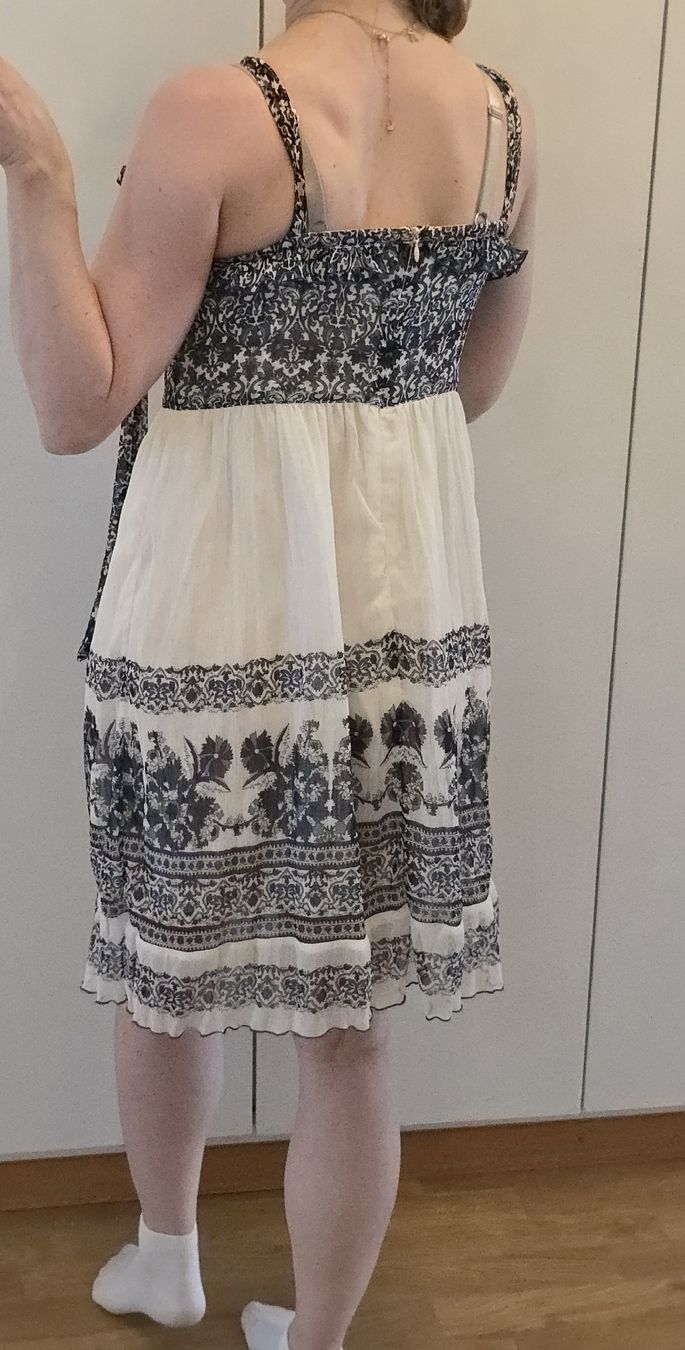 Pepe Jeans Kleider: Kleid Pepe Jeans Grösse S/36 – Gebraucht aus Buchberg von MaddieF 1
