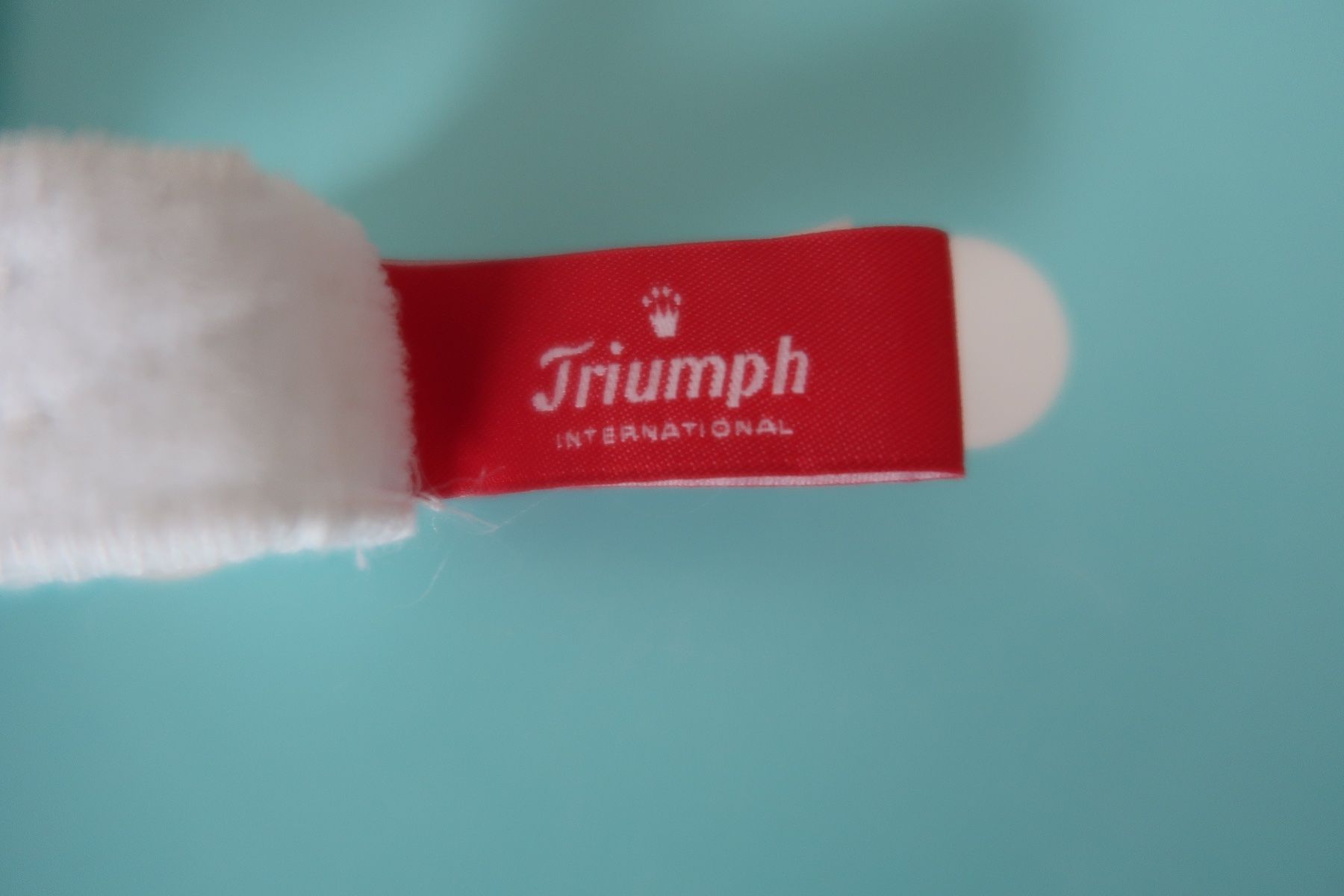 Triumph Altra biancheria intima: TRIUMPF BH / Soutien-gorge 75A – Nuovo (secondo la descrizione) da Lausanne venduto da Etoile96 6