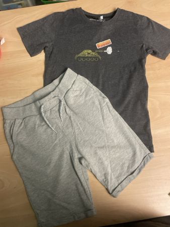 Sommer Set, Spreadshirt mit Panzer + name it Shorts Gr.134