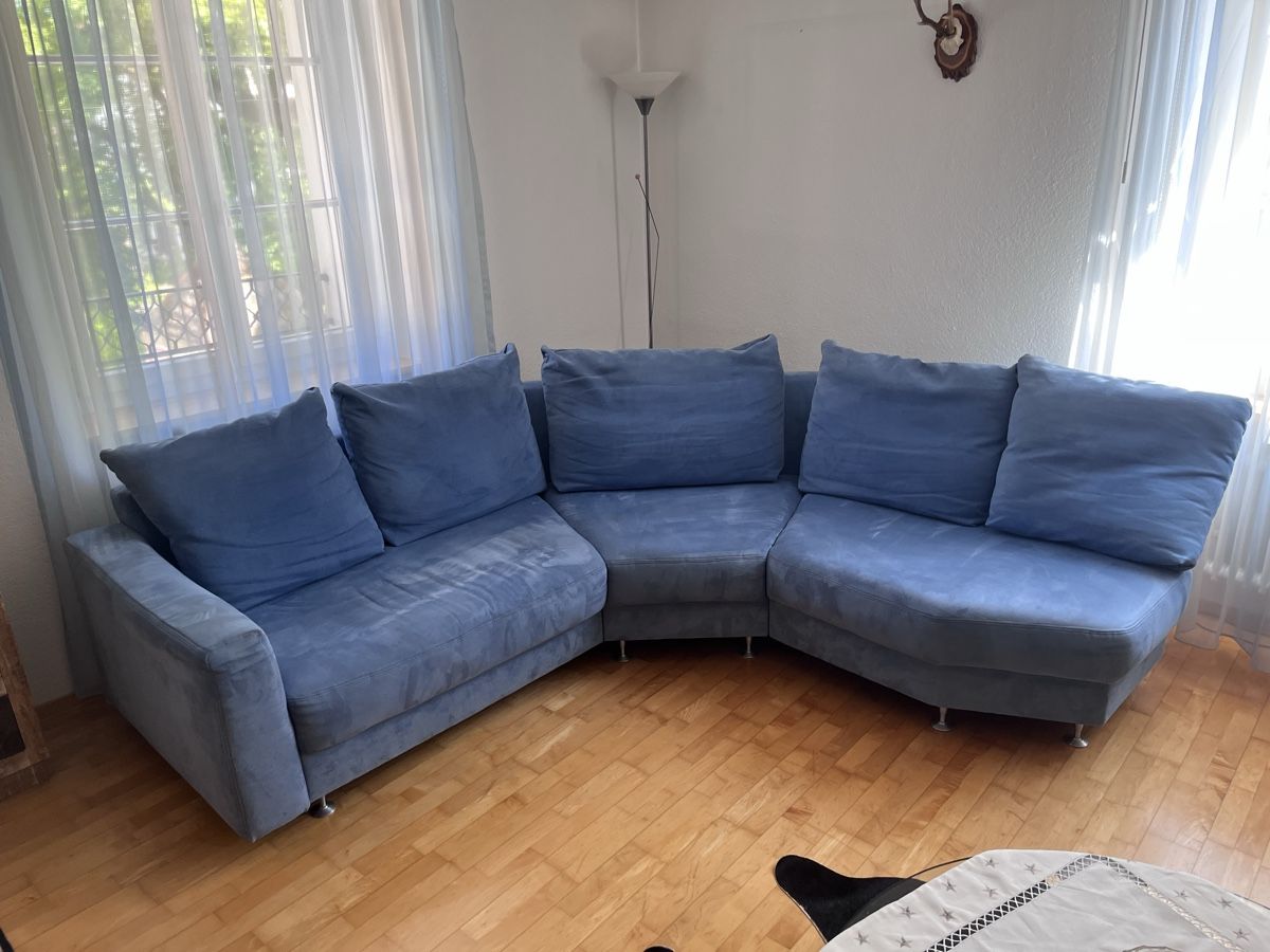 Divani: Blaue Eckcouch zu verkaufen! – Usato da Zofingen venduto da Frank69 1