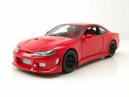 Nissan Silvia VII Coupé 1999-2002 rot       1:24 von Welly