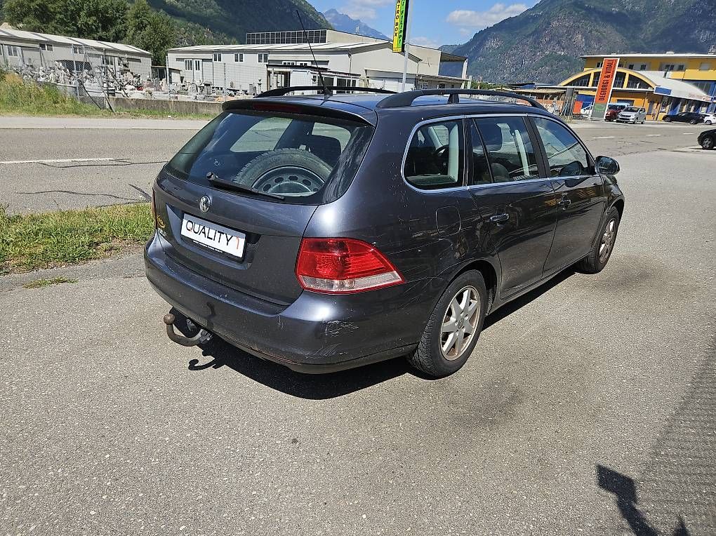 Automobili: VW GOLF VARIANT CON GANCIO TRAINO – Usato da minusio venduto da autolowcost 5