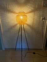 IKEA Stehlampe Bambus mit Dreibein