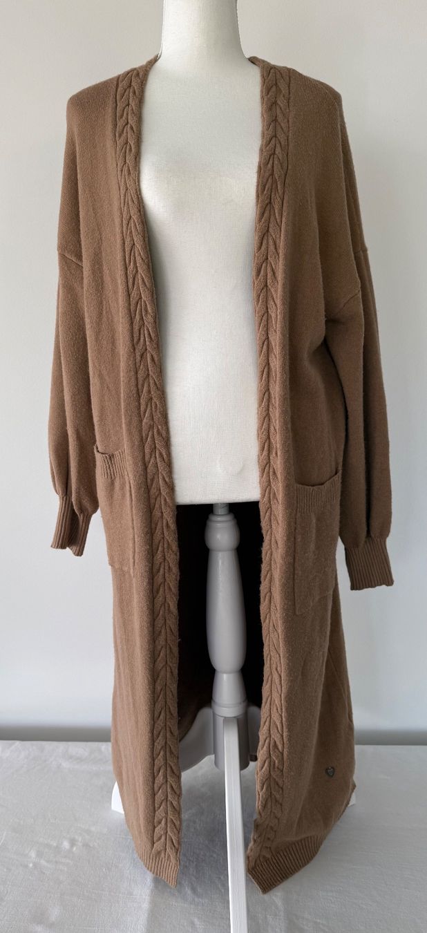 Jacken: Langer Strickcardigan Camel  1 Size – Gebraucht aus Weiningen ZH von san_7hsm