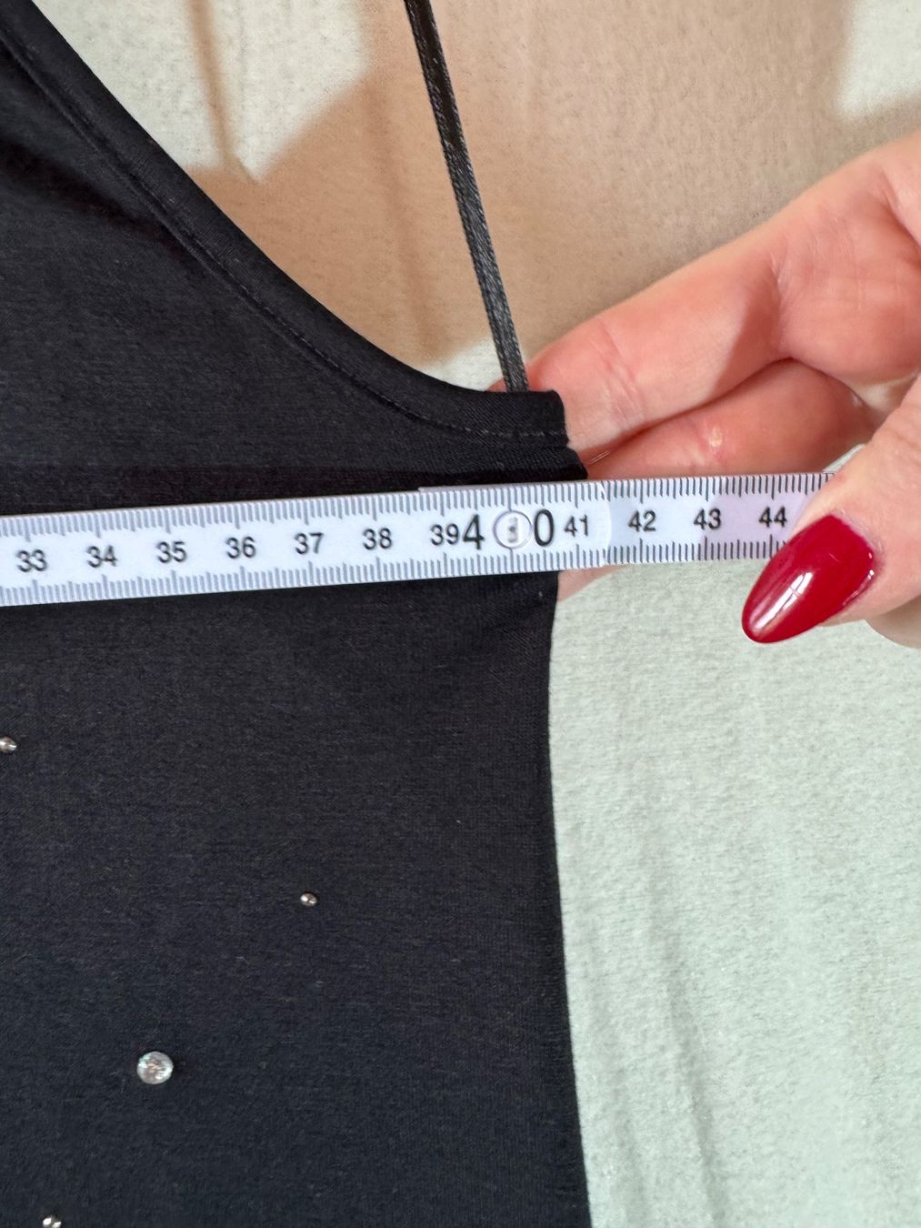 Blusen: Schöne schwarze Bluse mit Applikationen Gr. 36/38 – Gebraucht aus Grosswangen von second_hand_dress 3