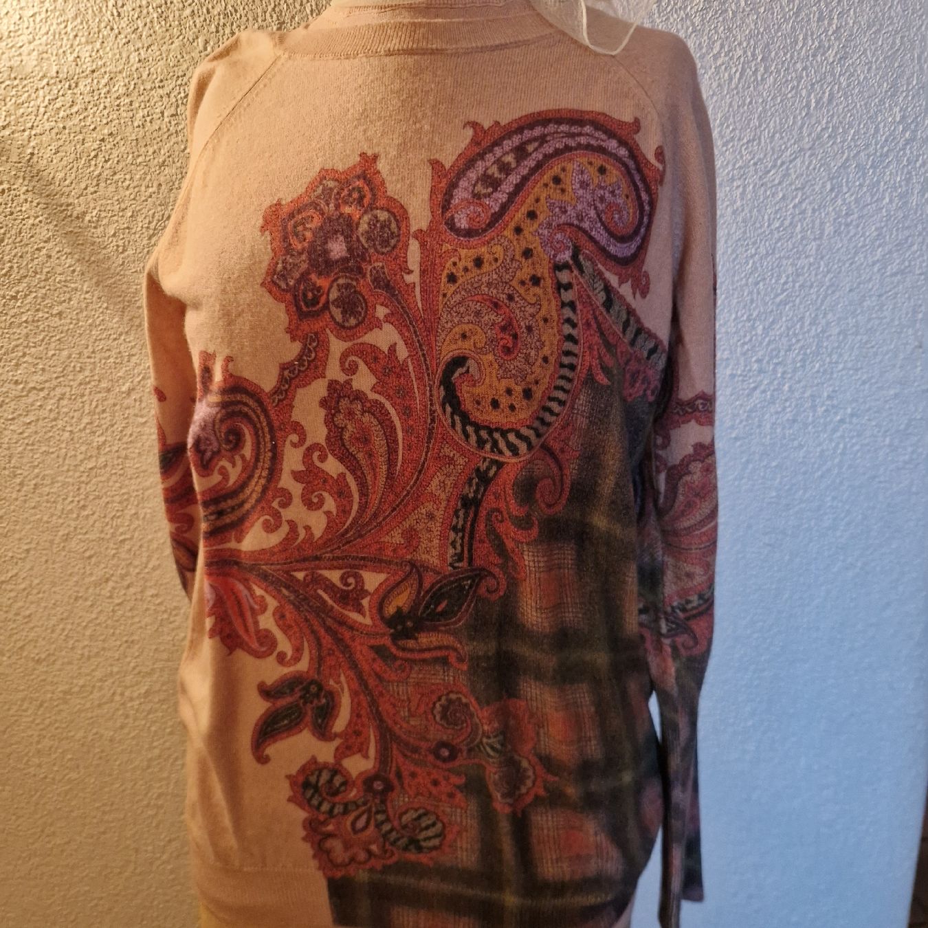 Maglioni & Felpe: Wunderschöner Damen Pullover Etro Milano gr it42 mit Muster, – Usato da Gwatt (Thun) venduto da Letzte-Chance-II 1