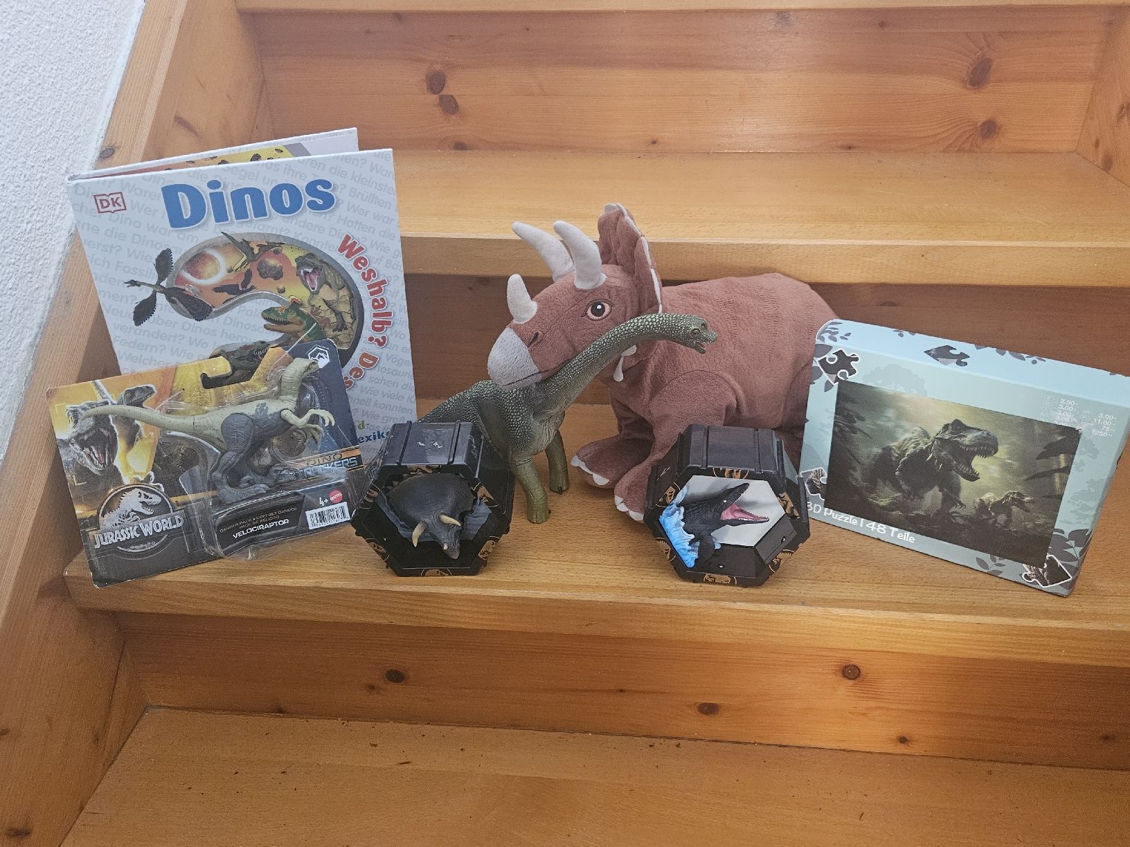 Giocattoli: Dino Set ideales Geschenk – Usato da Pfaffnau venduto da sim_6rqw 1